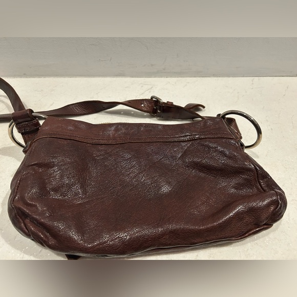 Beautiful vintage brown leather MIU MIU bag. Long brown strap. Zipper closure - Picture 7 of 14